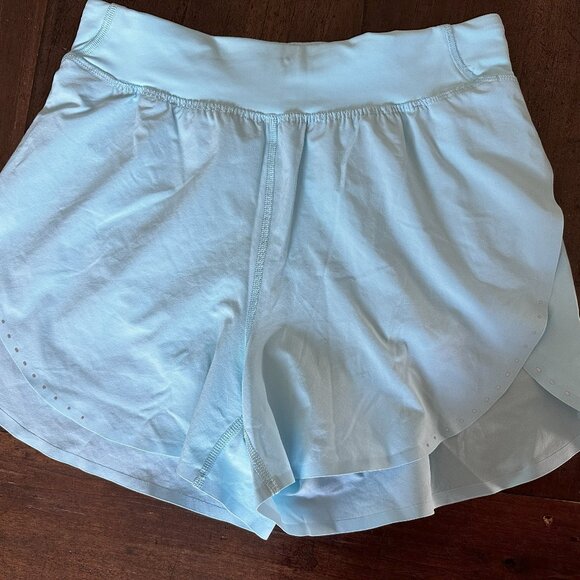 lululemon athletica Pants - EUC Lululemon Fast and Free Reflective High-Rise Classic-Fit Short 3"- Size 4